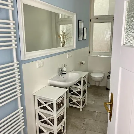Apartment Discovair -karlstrasse- Fussgaengerzone Mit Netflix Eisenach