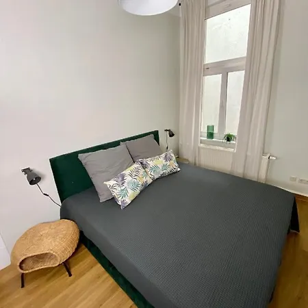 Discovair -karlstrasse- Fussgaengerzone Mit Netflix Apartment
