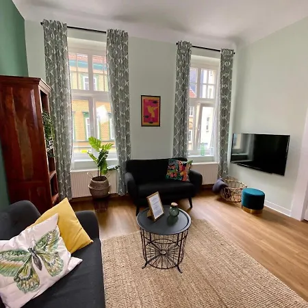 Apartment Discovair -karlstrasse- Fussgaengerzone Mit Netflix