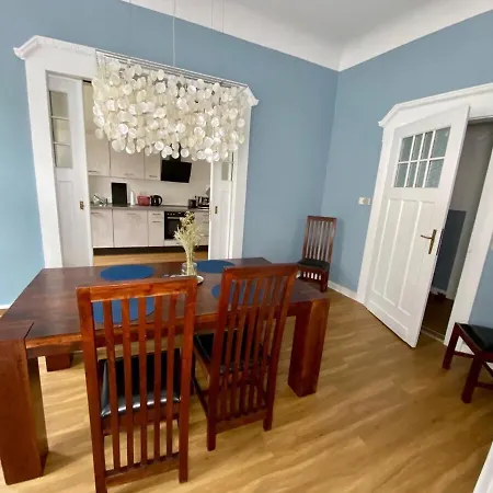 Apartment Discovair -karlstrasse- Fussgaengerzone Mit Netflix