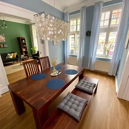 Apartment Discovair -karlstrasse- Fussgaengerzone Mit Netflix Eisenach